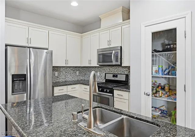 Photo 4 of Townhouse for sale at 663 Swift Eagle Ave, Henderson, NV 89015 | MLS# 2751574 | Listing updated on 2026-07-14