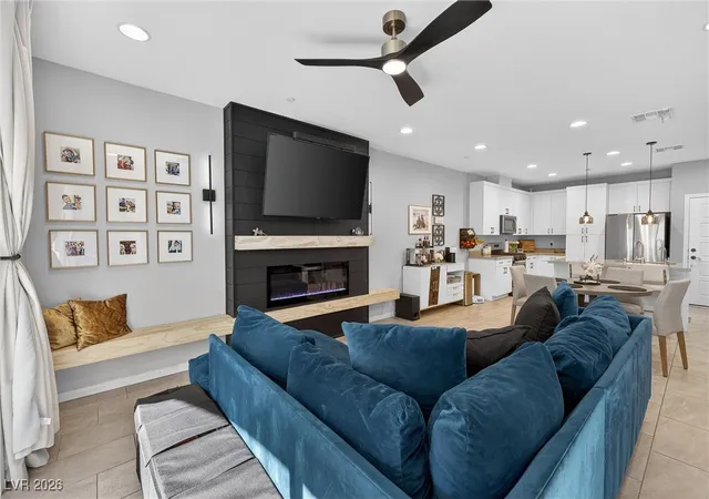 1st image of 988 Via Panfilo Ave, Henderson, NV 89011 | MLS# 2751064
