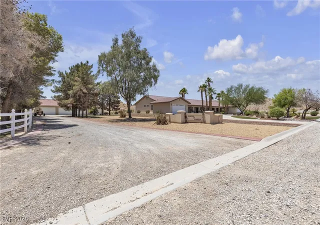 Homes for sale in Overton, NV | 825 W Ryan Ave, Overton, NV 89040 | MLS# 2752387