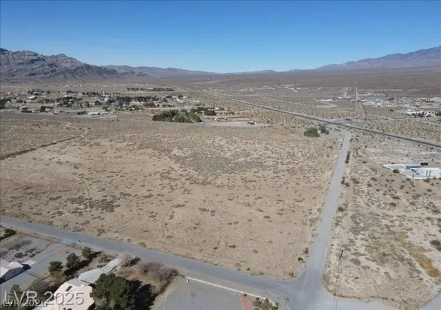 Homes for sale in Pahrump, NV | 401 Ne Nimo Ct, Pahrump, NV 89060 | MLS# 2752190