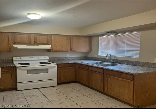 Photo 3 of Townhouse for sale at 3420 Mercury St #B, North Las Vegas, NV 89030 | MLS# 2752922 | Listing updated on 2026-07-28