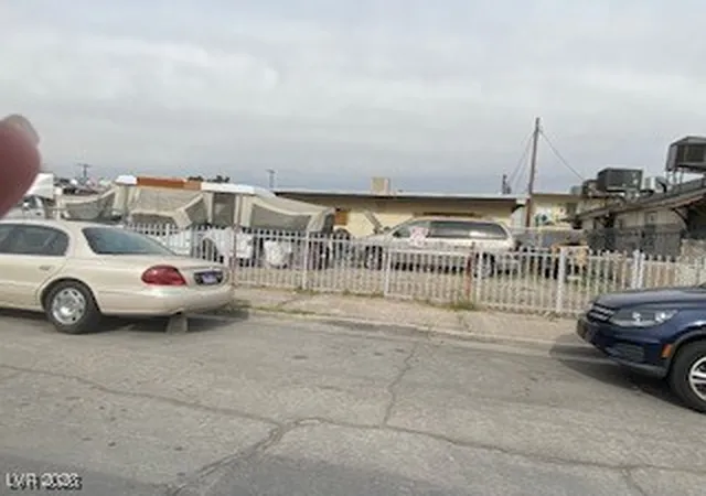 2nd image of 2529 Valley St, Las Vegas, NV 89101 | MLS# 2753434