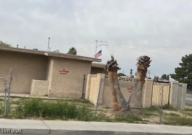3rd image of 2132 Houston Dr, Las Vegas, NV 89104 | MLS# 2753433