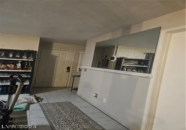 Listing Photo 4 - Condo for sale in building located at 3976 Colors Ct, Las Vegas, NV 89103 - Unit #40
