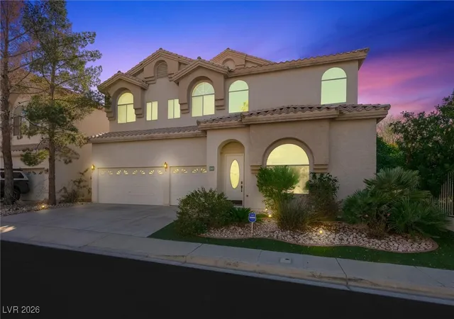 Homes for sale in Henderson, NV | 2107 Eaglepath Cir, Henderson, NV 89074 | MLS# 2753922