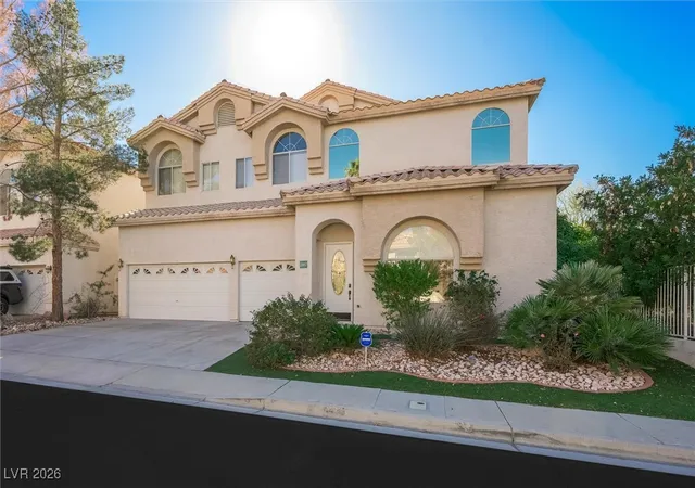 Homes for sale in Henderson, NV | 2107 Eaglepath Cir, Henderson, NV 89074 | MLS# 2753922