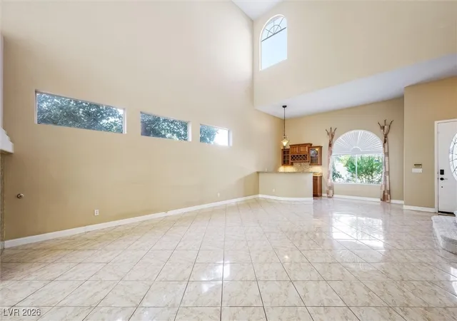 5th image of 2107 Eaglepath Cir, Henderson, NV 89074 | MLS# 2753922