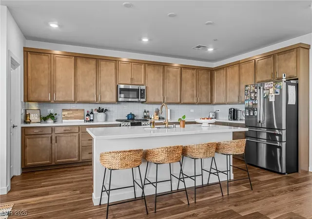 Photo 3 of Single family home for sale at 10416 Smokey Mariposa Ave, Las Vegas, NV 89166 | MLS# 2754129 | Listing updated on 2026-06-18