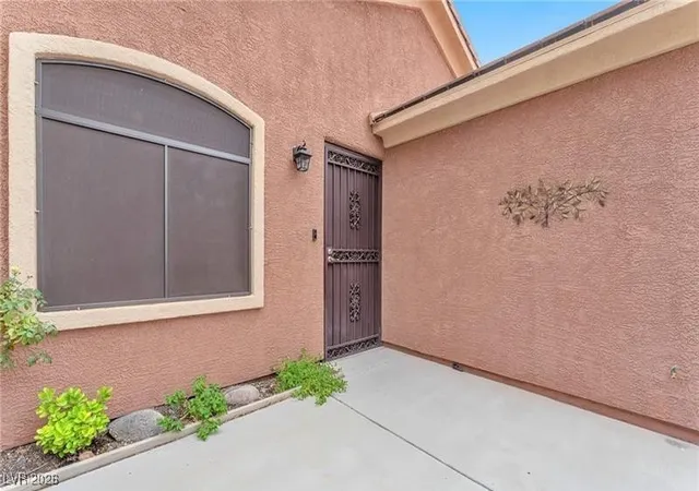 Photo 3 of Single family home for sale at 2607 Dirleton Pl, Henderson, NV 89044 | MLS# 2754032 | Listing updated on 2026-07-29