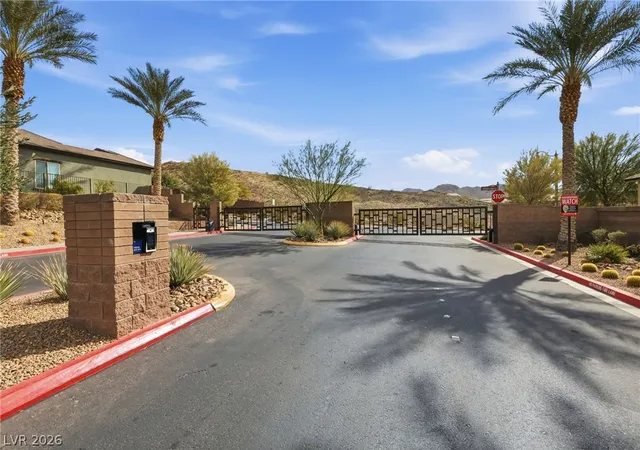 Homes for sale in Henderson, NV | 55 Alta Cascata Pl, Henderson, NV 89011 | MLS# 2754832