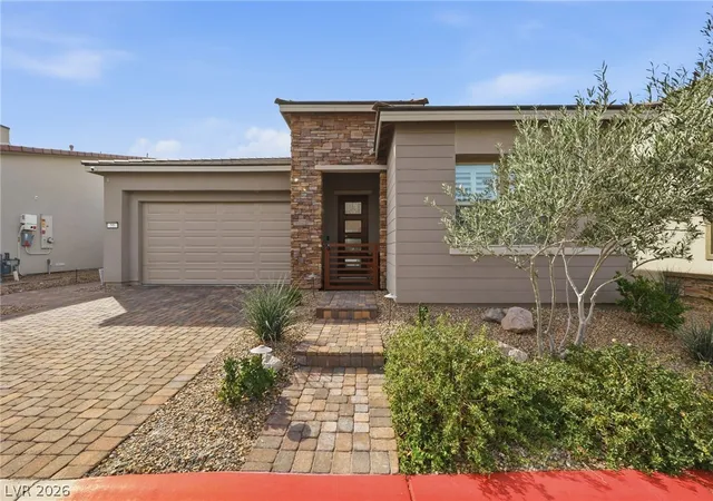 Homes for sale in Henderson, NV | 55 Alta Cascata Pl, Henderson, NV 89011 | MLS# 2754832