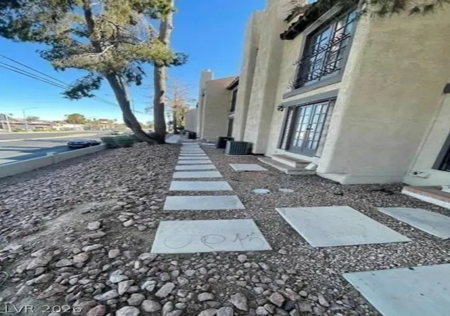 2nd image of 2818 Calle Del Oro, Las Vegas, NV 89120 | MLS# 2755296