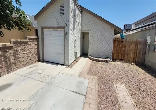 Photo 2 of Single family home for sale at 2021 San Simeon St, Las Vegas, NV 89108 | MLS# 2755297 | Listing updated on 2026-02-10