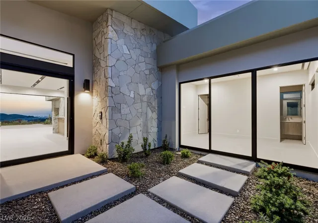 4th image of 6 Kaya Cyn Wy, Henderson, NV 89012