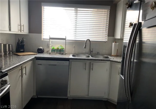 4th image of 7803 Foxwood Pl #4, Las Vegas, NV 89145 | MLS# 2756455