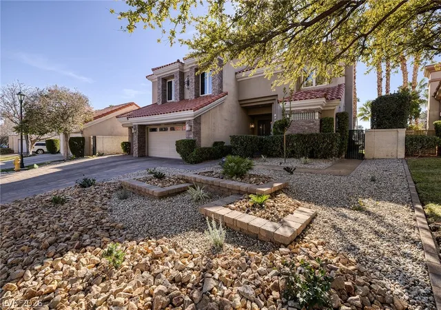 2nd image of 8721 Double Eagle Dr, Las Vegas, NV 89117 | MLS# 2756528