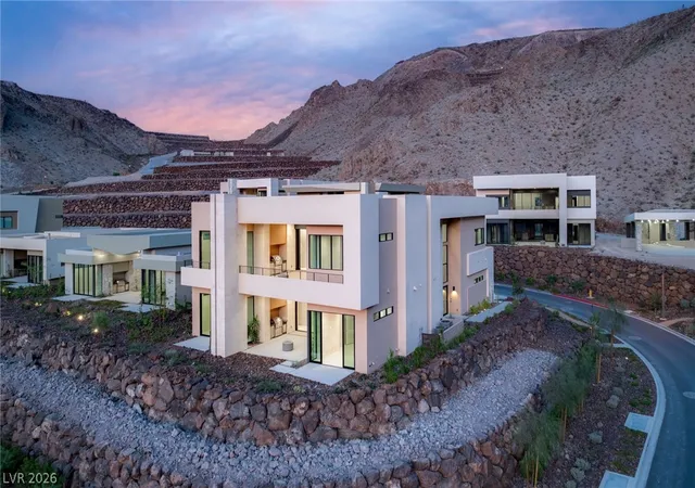 3rd image of 4 Kaya Canyon Wy #15, Henderson, NV 89012 | MLS# 2756678