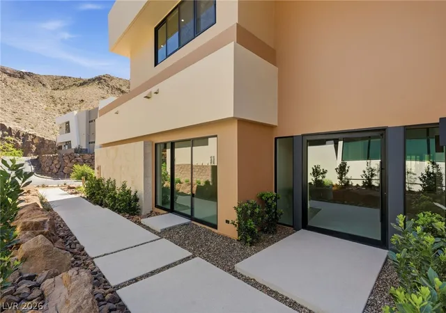 4th image of 4 Kaya Canyon Wy #15, Henderson, NV 89012 | MLS# 2756678