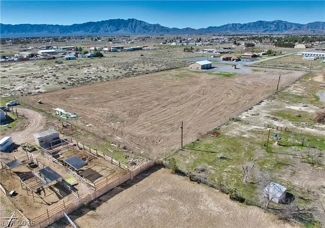 3rd image of 591 S Margaret St, Pahrump, NV 89048 | MLS# 2757429