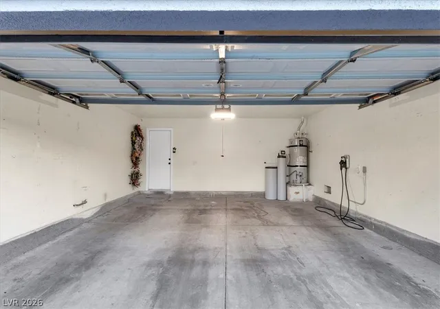 Homes for sale in Henderson, NV | 2405 Alpine Meadows Ave, Henderson, NV 89074 | MLS# 2756970