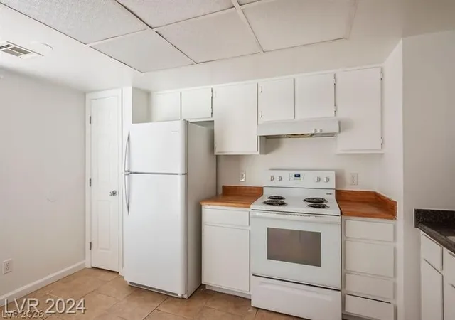 5th image of 2981 Country Manor Ln #9, Las Vegas, NV 89115 | MLS# 2757636