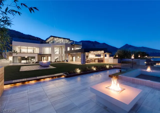 Photo 3 of Mansion for sale at 9 Echo Peak Ln, Las Vegas, NV 89135 | MLS# 2755752 | Listing updated on 2026-10-02