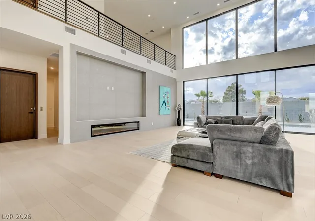 4th image of 5555 Teco Ave, Las Vegas, NV 89118 | MLS# 2755979