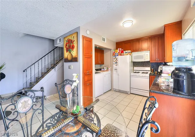 Photo 4 of Condo for sale at 1500 Hialeah Dr #C, Las Vegas, NV 89119 | MLS# 2756750 | Listing updated on 2026-06-27