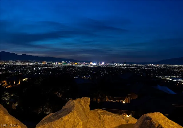 Photo 3 of Sale Pending at 472 Saint Moritz Dr, Henderson, NV 89012 | MLS# 2757497 | Listing updated on 2026-09-01