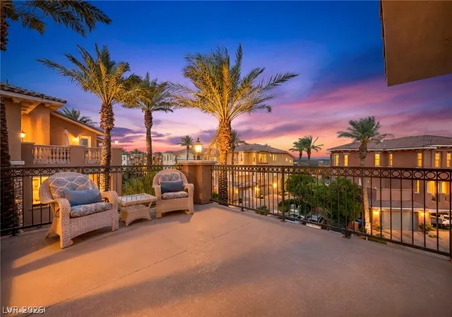 Homes for sale in Henderson, NV | 75 Luce Del Sole, Henderson, NV 89011