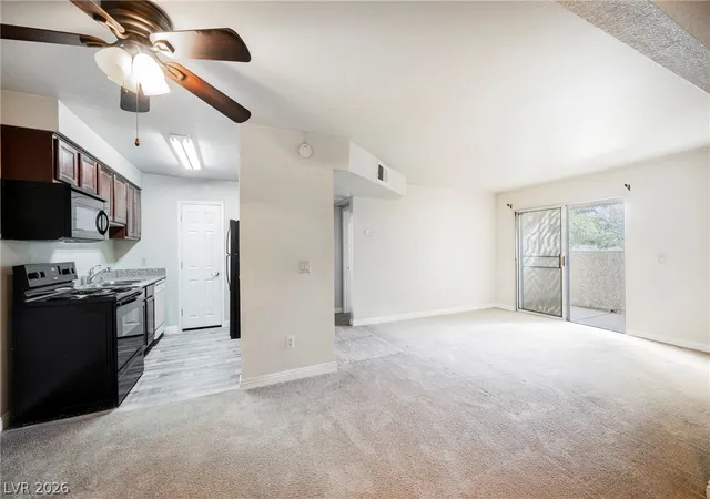 Homes for sale in Las Vegas, NV | 2606 S Durango Dr #152, Las Vegas, NV 89117 | MLS# 2758135