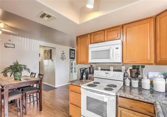Photo 2 of Condominium at 7300 Pirates Cvs Rd #1100, Las Vegas, NV 89145 | MLS# 2758105 | | Sold on 2026-04-30