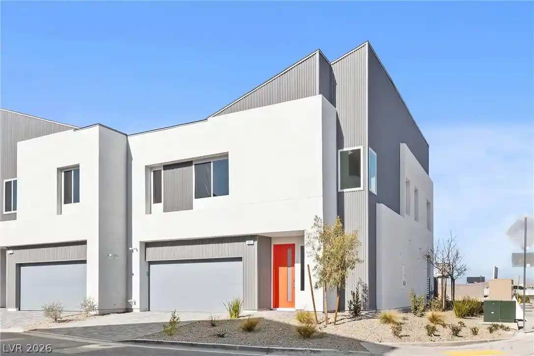 Listing Photo 2 - Condo for sale in 8629 Ensworth St located at 8629 Ensworth St, Las Vegas, NV 89123 - Unit #105