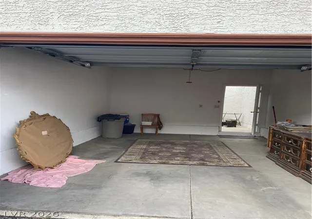 Listing Photo 5 - Condo for sale in building located at 1800 Edmond St, Las Vegas, NV 89146 - Unit #213