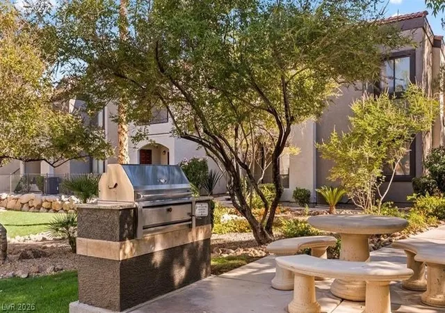 Homes for sale in Henderson, NV | 950 Seven Hills Drive, Henderson, NV 89052 | Houzeo