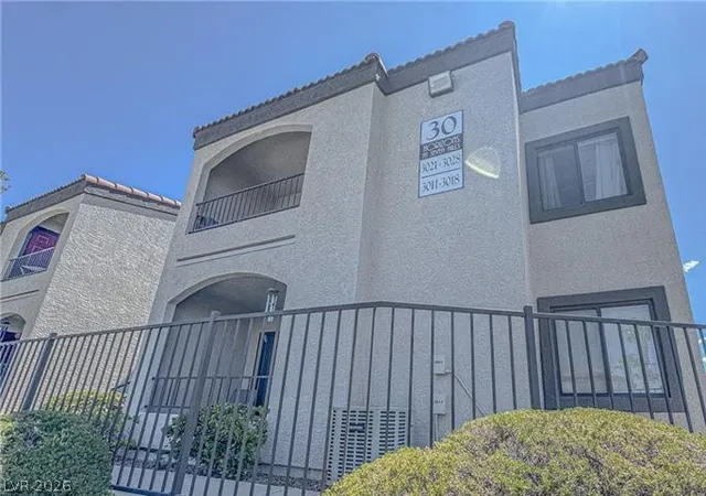 Homes for sale in Henderson, NV | 950 Seven Hills Dr #3011, Henderson, NV 89052 | MLS# 2758467