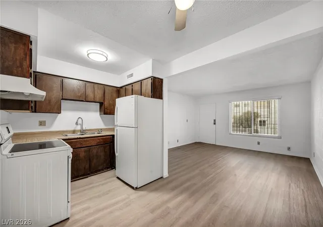 Photo 3 of Condo for sale at 605 S Royal Crst Cir #9, Las Vegas, NV 89169 | MLS# 2759041 | Listing updated on 2026-06-12