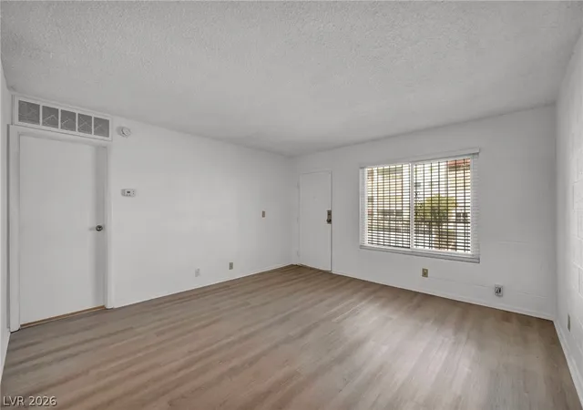 Listing Photo 4 - Condo for sale in building located at 605 S Royal Crest Cir, Las Vegas, NV 89169 - Unit #9