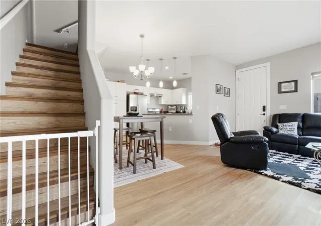 5th image of 6316 Snap Ridge St, North Las Vegas, NV 89081