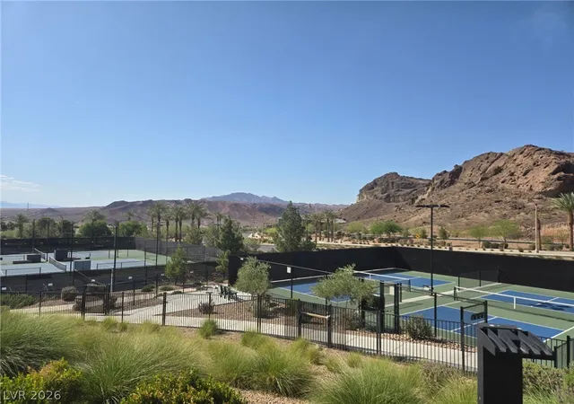 Homes for sale in Henderson, NV | 81 Reverie Heights Ave, Henderson, NV 89011 | MLS# 2759380