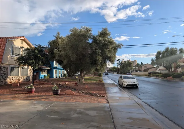 Photo 3 of Single family home for sale at 1905 Westlund Dr, Las Vegas, NV 89102 | MLS# 2758842 | Listing updated on 2026-08-18