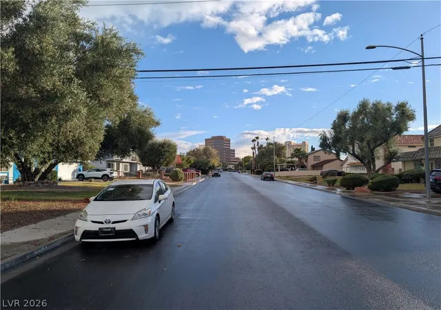 Photo 4 of Single family home for sale at 1905 Westlund Dr, Las Vegas, NV 89102 | MLS# 2758842 | Listing updated on 2026-08-18