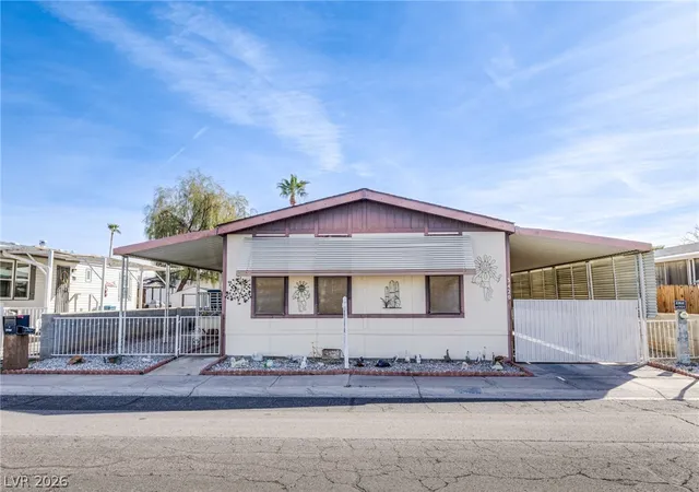 1st image of 3420 Haleakala Dr, Las Vegas, NV 89122 | MLS# 2759396