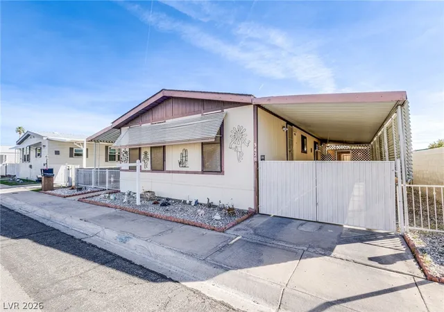 3rd image of 3420 Haleakala Dr, Las Vegas, NV 89122 | MLS# 2759396