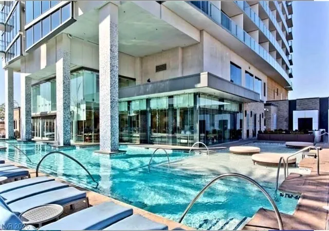 2nd image of 4381 W Flamingo Rd, Las Vegas, NV 89103