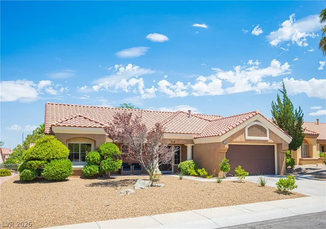 Photo 4 of Single family home for sale at 2548 Tumble Brk Dr, Las Vegas, NV 89134 | MLS# 2760057 | Listing updated on 2026-06-16