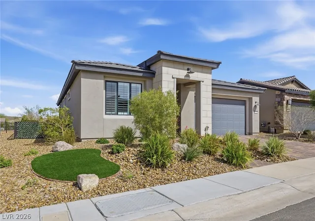 Homes for sale in Henderson, NV | 14 Sun Mirage Ave, Henderson, NV 89011 | MLS# 2760917