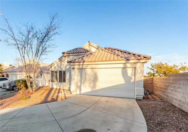 Photo 3 of Single family home for sale at 4400 Sandhorse Ct, Las Vegas, NV 89130 | MLS# 2761423 | Listing updated on 2026-09-01