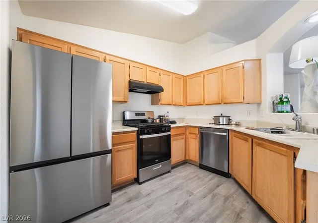 Photo 3 of Single family home for sale at 802 Mesa Pine Ct, Henderson, NV 89015 | MLS# 2761390 | Listing updated on 2026-08-22