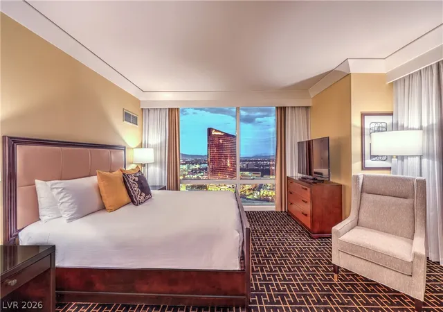 2nd image of 2000 Se Fashion Show Dr #3807, Las Vegas, NV 89109 | MLS# 2762437